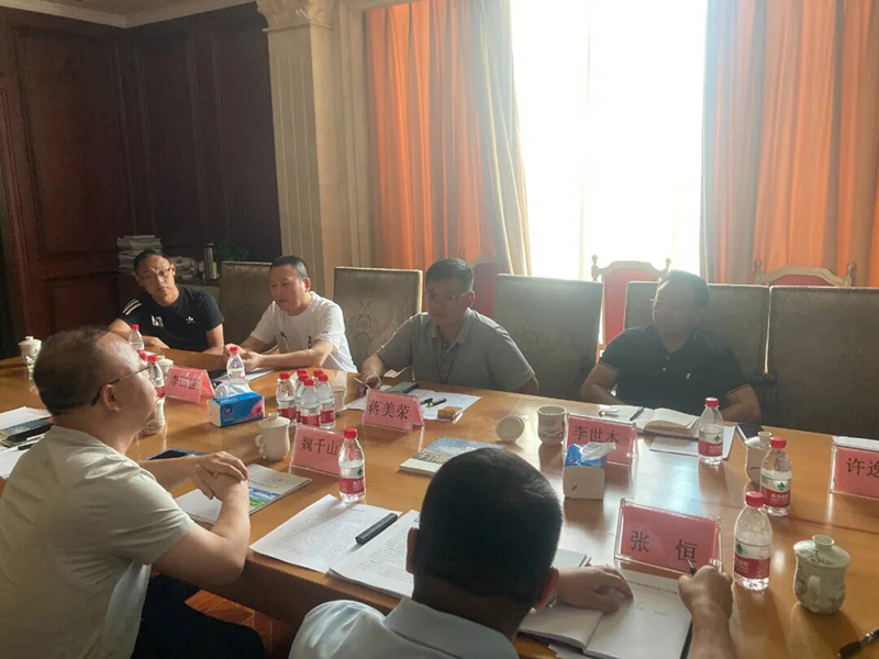 蘭州新區(qū)城投集團(tuán)領(lǐng)導(dǎo)魏千山一行蒞臨盛鵬達(dá)集團(tuán)開展交流合作，共促產(chǎn)業(yè)規(guī)劃新篇章